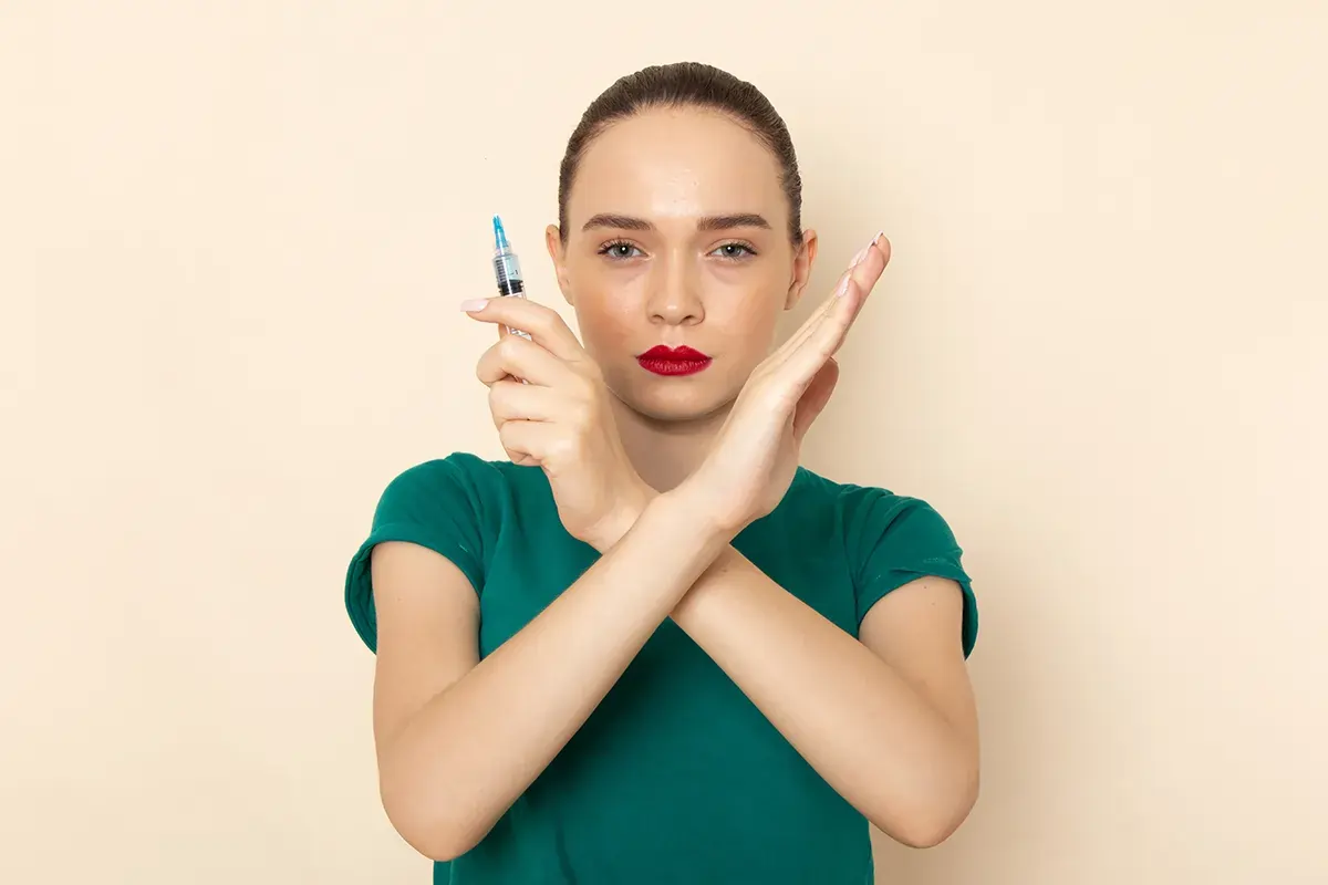تزریق فیلر برای چه کسانی ضرر دارد؟